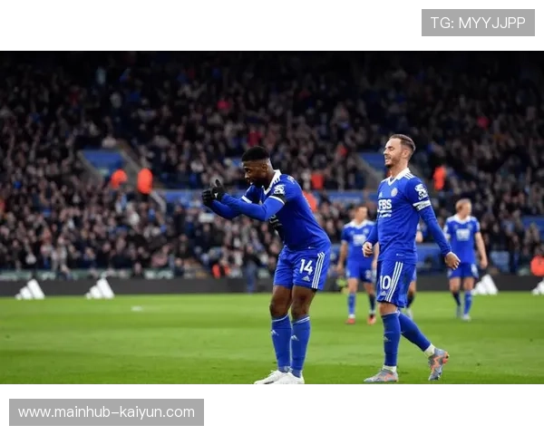 热刺2-2伯恩利,罗梅罗头球扳平延续客场不胜 热刺2-2伯恩利,罗梅罗头球扳平延续客场不胜